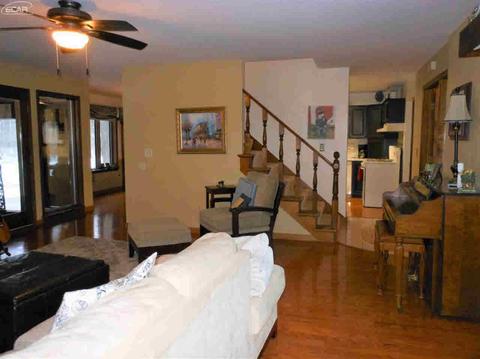 1160 Tumbleweed Ct, Flint, MI 48532 photo 17