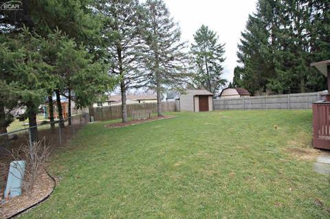 431 Primrose Ln, Flushing, MI 48433 photo 11