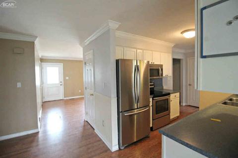 431 Primrose Ln, Flushing, MI 48433 photo 7