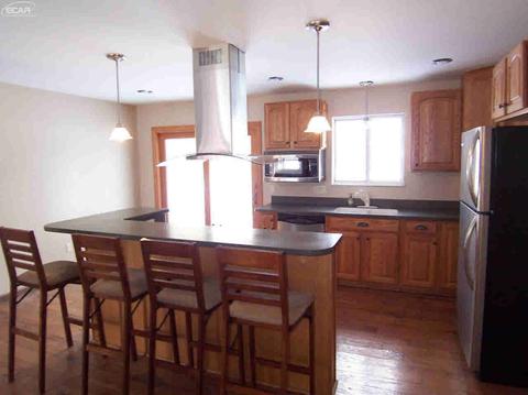 10062 Stanley Rd, Flushing, MI 48433 photo 2