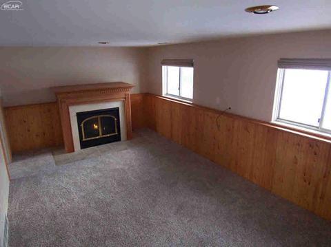 10062 Stanley Rd, Flushing, MI 48433 photo 5