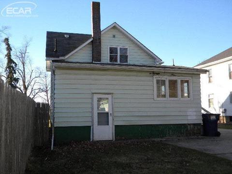 315 Exchange St, Owosso, MI 48867 photo 40
