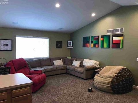7202 Windbury Ln, Flint, MI 48507 photo 7