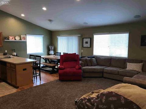 7202 Windbury Ln, Flint, MI 48507 photo 8