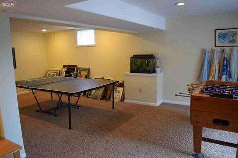 6484 Stonebrook Ln, Flushing, MI 48433 photo 30