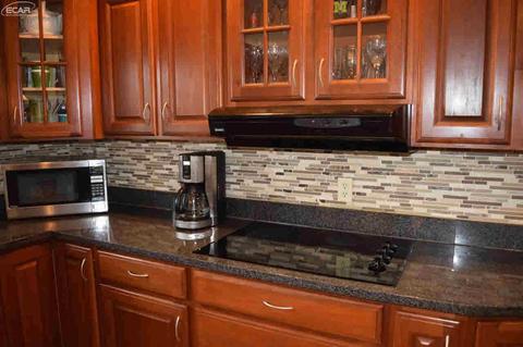 6484 Stonebrook Ln, Flushing, MI 48433 photo 13