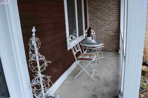 6484 Stonebrook Ln, Flushing, MI 48433 photo 56