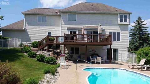 6484 Stonebrook Ln, Flushing, MI 48433 photo 4