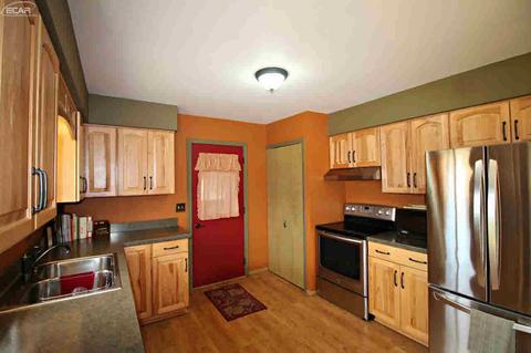 7444 Johnson Rd, Flushing, MI 48433 photo 12