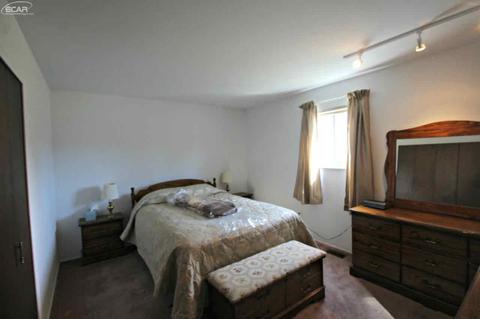 7444 Johnson Rd, Flushing, MI 48433 photo 13