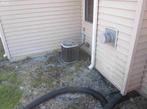 110 Quail Ct, Capac, MI 48014 photo 3