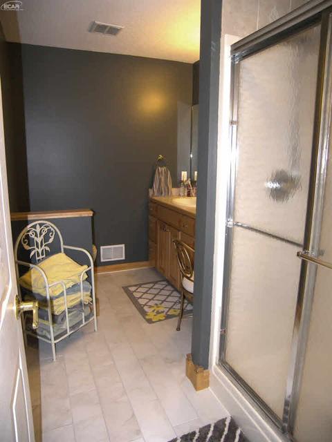 6548 Stonebrook Ln, Flushing, MI 48433 photo 12