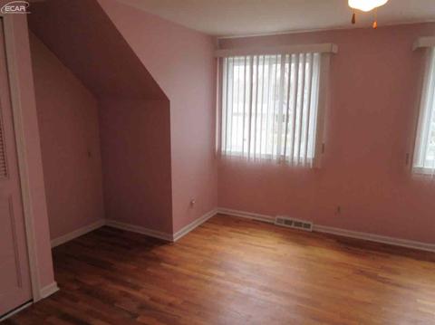 1537 Suzanne Ct, Flushing, MI 48433 photo 27