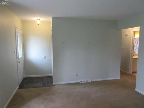 1537 Suzanne Ct, Flushing, MI 48433 photo 6
