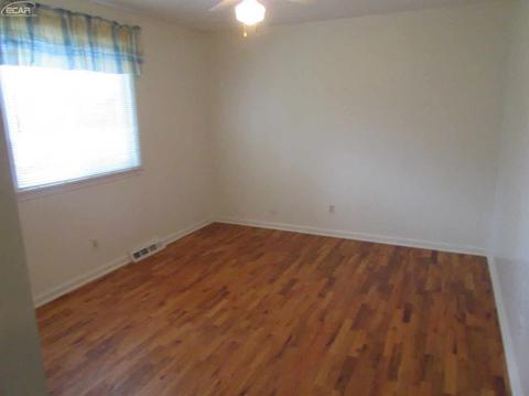 1537 Suzanne Ct, Flushing, MI 48433 photo 29