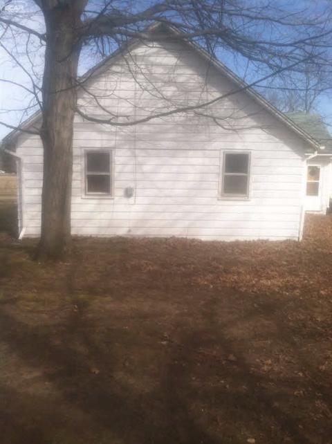 312 N Walnut St, Vernon, MI 48476 photo 5