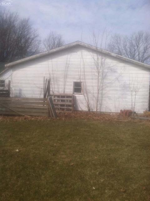 312 N Walnut St, Vernon, MI 48476 photo 6