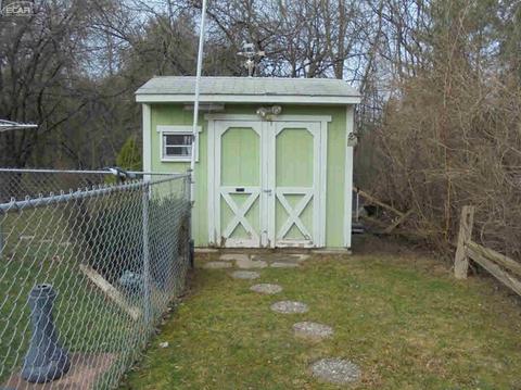 3160 Vineyard Ln, Flushing, MI 48433 photo 3