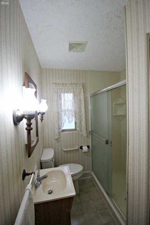 839 Coutant St, Flushing, MI 48433 photo 19