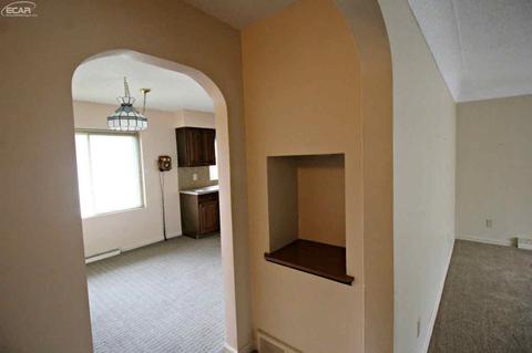 839 Coutant St, Flushing, MI 48433 photo 9
