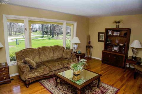 6299 Pinecroft Ct, Flint, MI 48532 photo 7