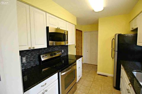 3408 Ridgecliffe Dr, Flint, MI 48532 photo 4