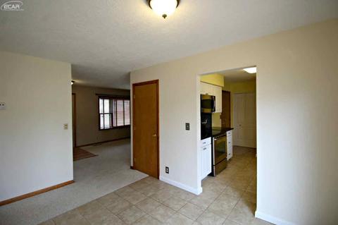 3408 Ridgecliffe Dr, Flint, MI 48532 photo 13