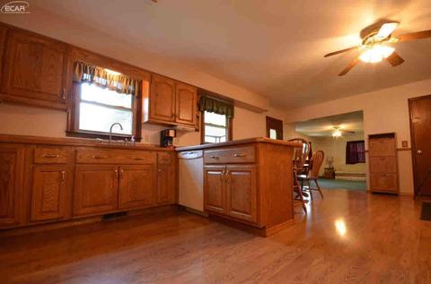 5380 Squire Ln, Flint, MI 48506 photo 14
