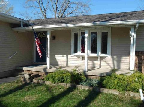 425 N Elms Rd, Flushing, MI 48433 photo 3