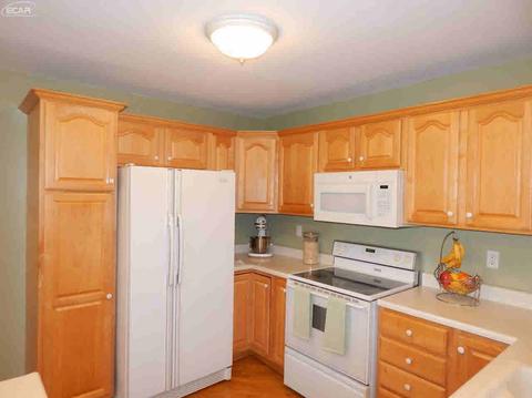 425 N Elms Rd, Flushing, MI 48433 photo 13
