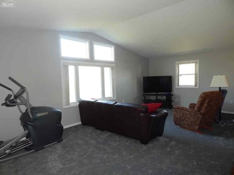 425 N Elms Rd, Flushing, MI 48433 photo 24