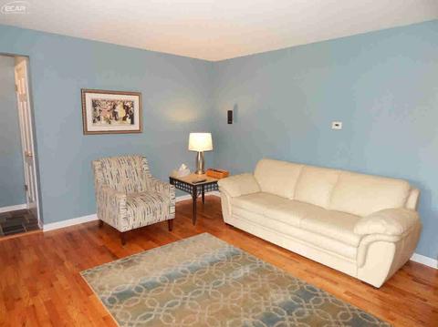 425 N Elms Rd, Flushing, MI 48433 photo 7