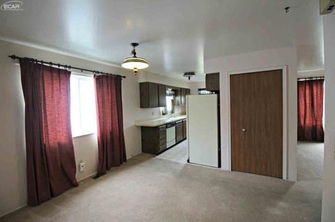 2026 Lowden Ln, Flint, MI 48532 photo 5