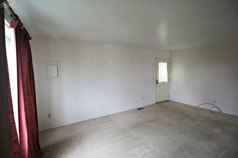 2026 Lowden Ln, Flint, MI 48532 photo 10