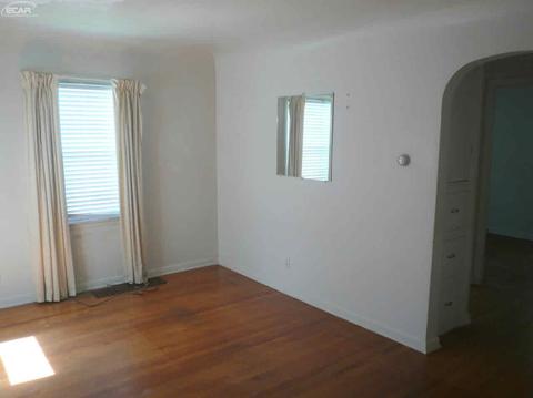 531 Leta Ave, Flint, MI 48507 photo 3