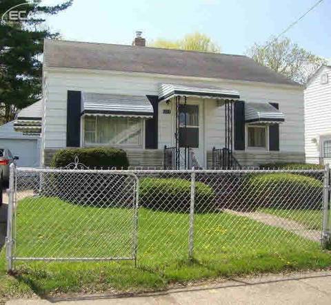 1211 Huron St, Flint, MI 48507 photo 1