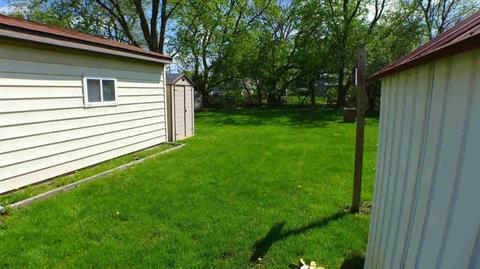 2173 Morrish St, Burton, MI 48519 photo 6
