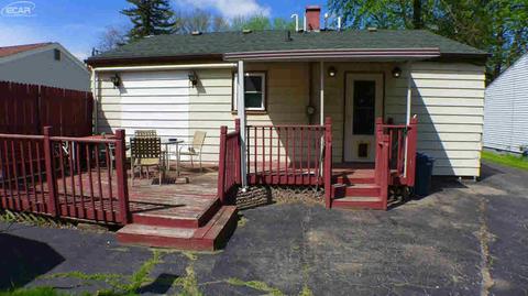 2173 Morrish St, Burton, MI 48519 photo 5