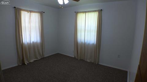 2173 Morrish St, Burton, MI 48519 photo 11
