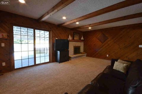 5339 Butternut Tree Ct, Flint, MI 48532 photo 15