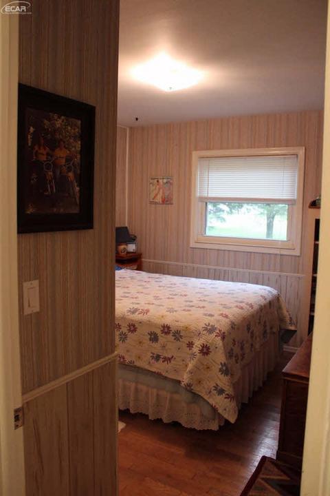 6077 Johnson Rd, Flushing, MI 48433 photo 10