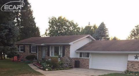 6077 Johnson Rd, Flushing, MI 48433 photo 1