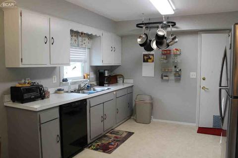6077 Johnson Rd, Flushing, MI 48433 photo 20