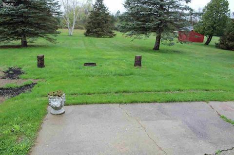 6077 Johnson Rd, Flushing, MI 48433 photo 33