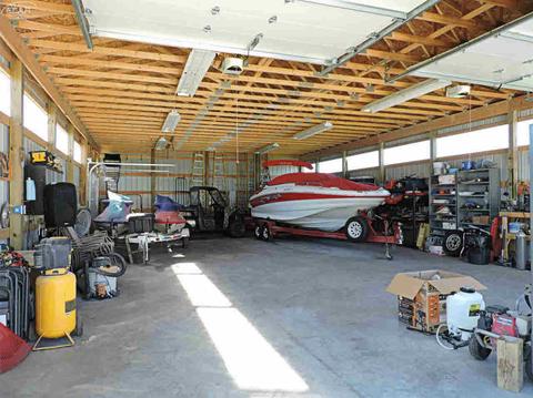 5420 E Carpenter Rd, Flint, MI 48506 photo 4