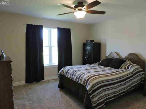 5420 E Carpenter Rd, Flint, MI 48506 photo 31