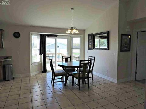 5420 E Carpenter Rd, Flint, MI 48506 photo 14