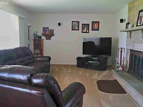 7093 E Dodge Rd, Mount Morris, MI 48458 photo 4