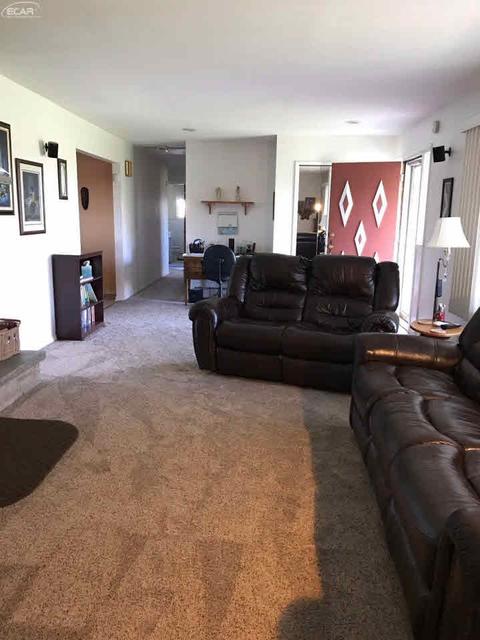 7093 E Dodge Rd, Mount Morris, MI 48458 photo 2