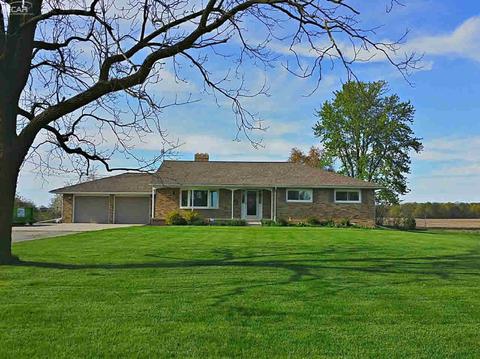 7093 E Dodge Rd, Mount Morris, MI 48458 photo 1